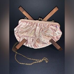 Madison Studio, beautiful *RARE* vintage purse with satin fabric